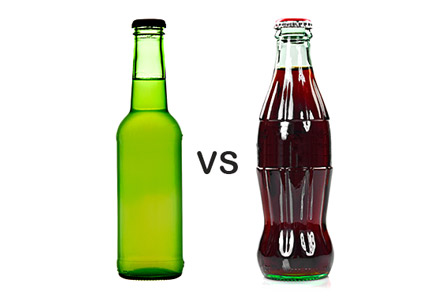 مقایسه طراحی شیشه کوکا کولا و یک شیشه ساده